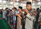 Shalat Gaib di Masjid Taqwa Bungoro: Kapolsek, Camat, dan Warga Satukan Doa untuk Korban Bencana di Aceh, Sumatera, dan Pulau Jawa
